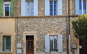Maison de style tout confort, position idéale, avec clim et petit extérieur